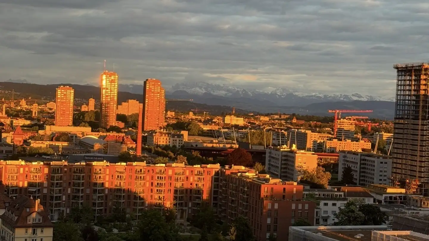 Apartment for rent - Hohlstrasse 440a, 8048 Zürich - Photo 2