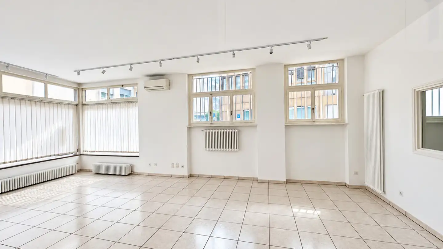 Geschäft mieten - Via Luigi Lavizzari 2, 6830 Chiasso - Foto 4