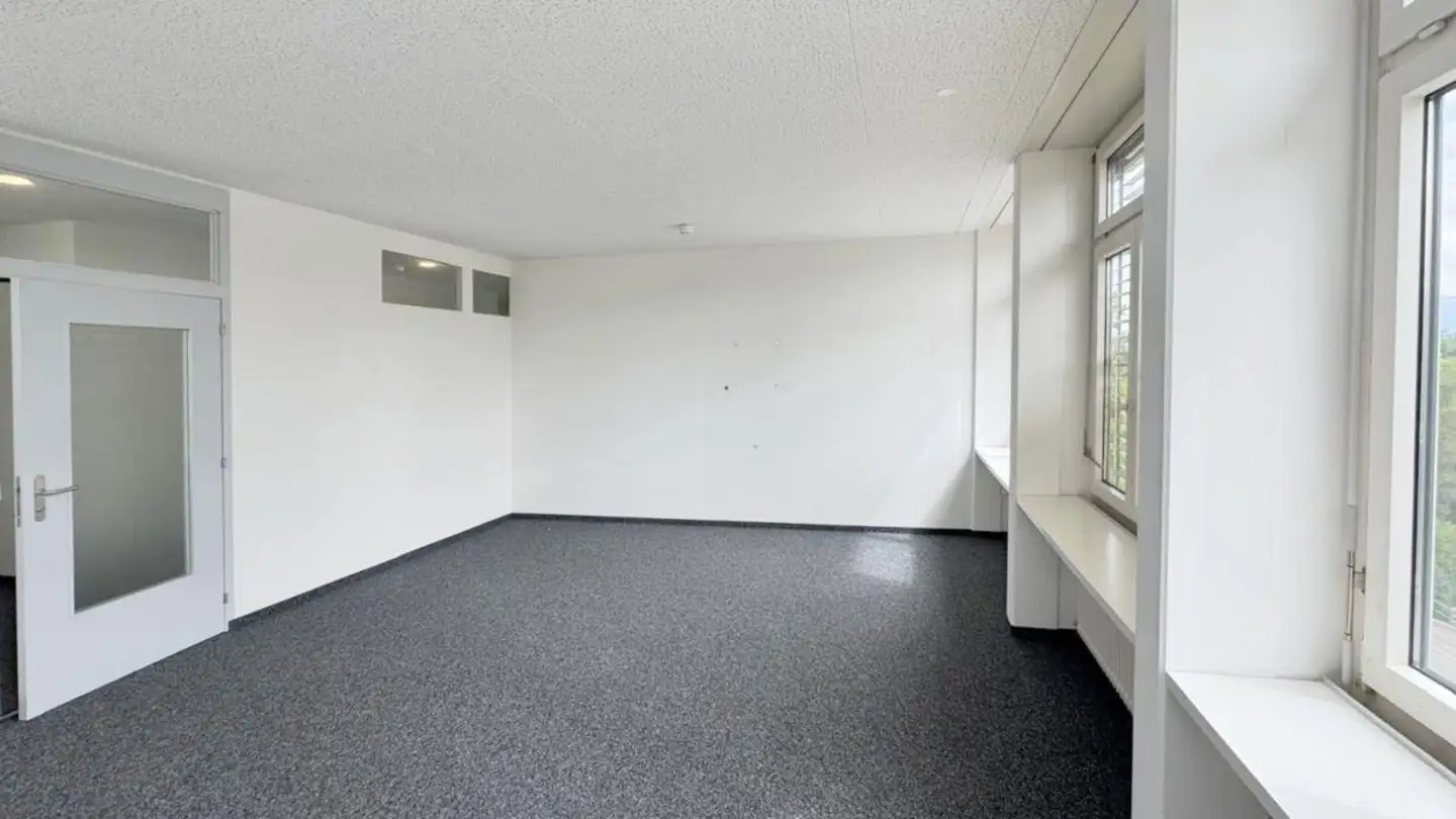 Bürofläche mieten - Eichtalstrasse 55, 8634 Hombrechtikon - Foto 4