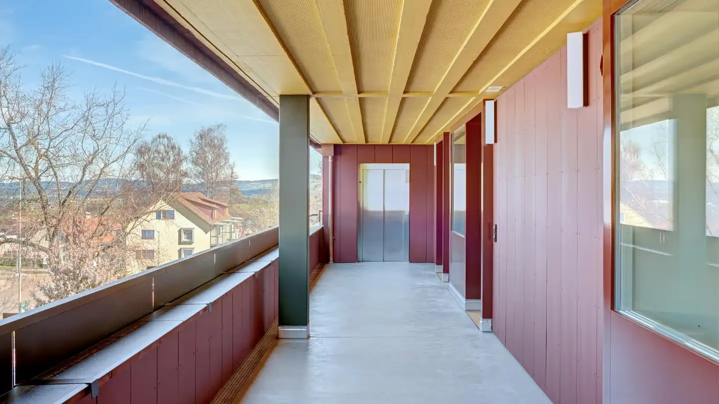 Appartement à louer - Bergstrasse 19, 8618 Oetwil am See
