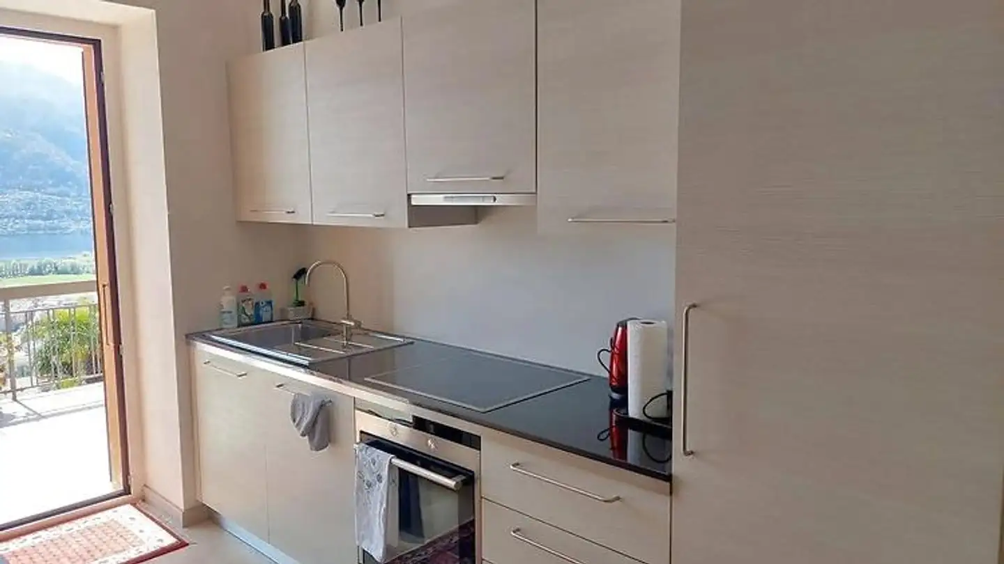 Furnished apartment for rent - 6605 Locarno - Photo 3