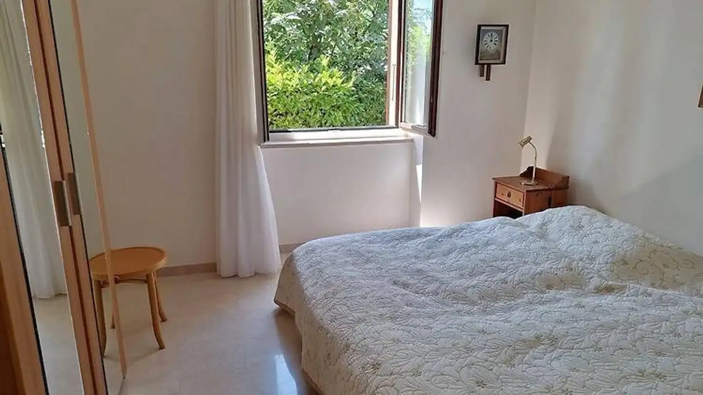 Furnished apartment for rent - 6605 Locarno - Photo 4