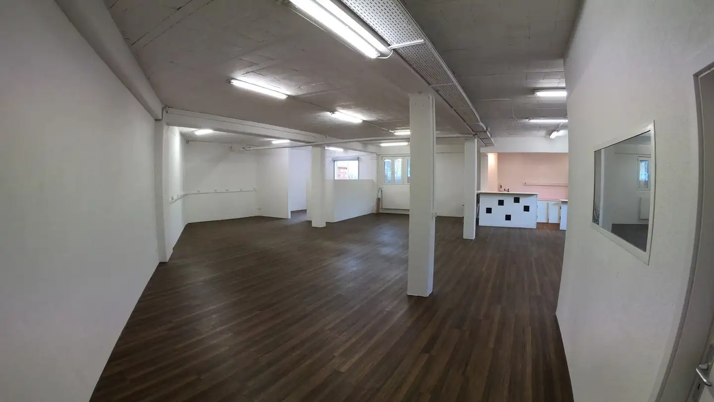 Commercial for rent - Stationsstrasse 71, 8606 Nänikon - Photo 3