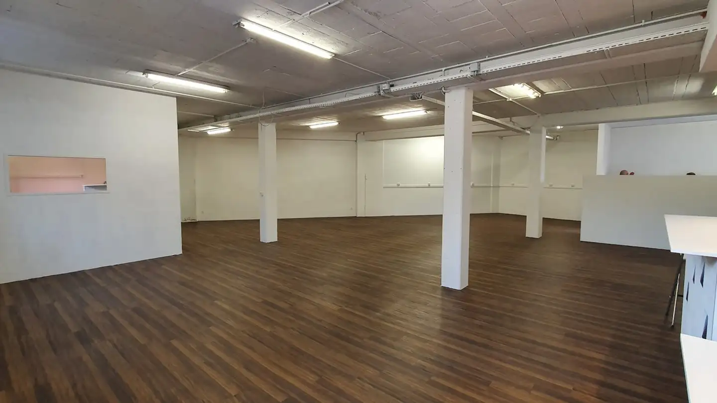 Commercial for rent - Stationsstrasse 71, 8606 Nänikon - Photo 4