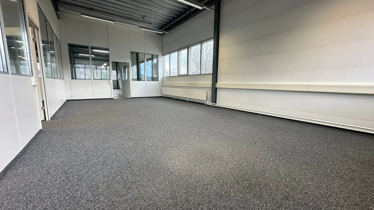 Commercial à louer - Sagmattstrasse 13, 4710 Balsthal - Photo 3