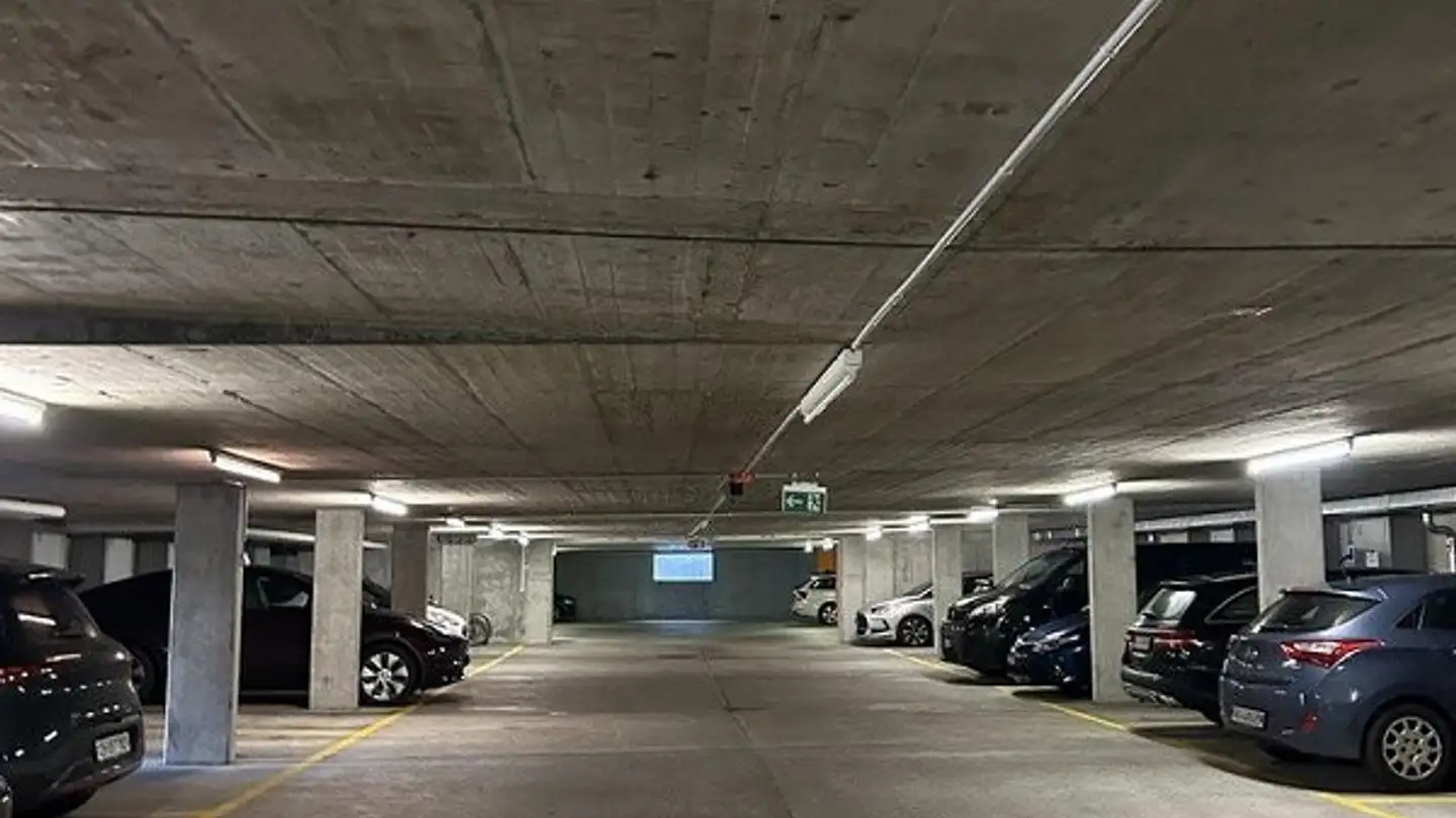 Parcheggio interno per moto in affitto - Ländliweg 4, 5400 Baden - Foto 2