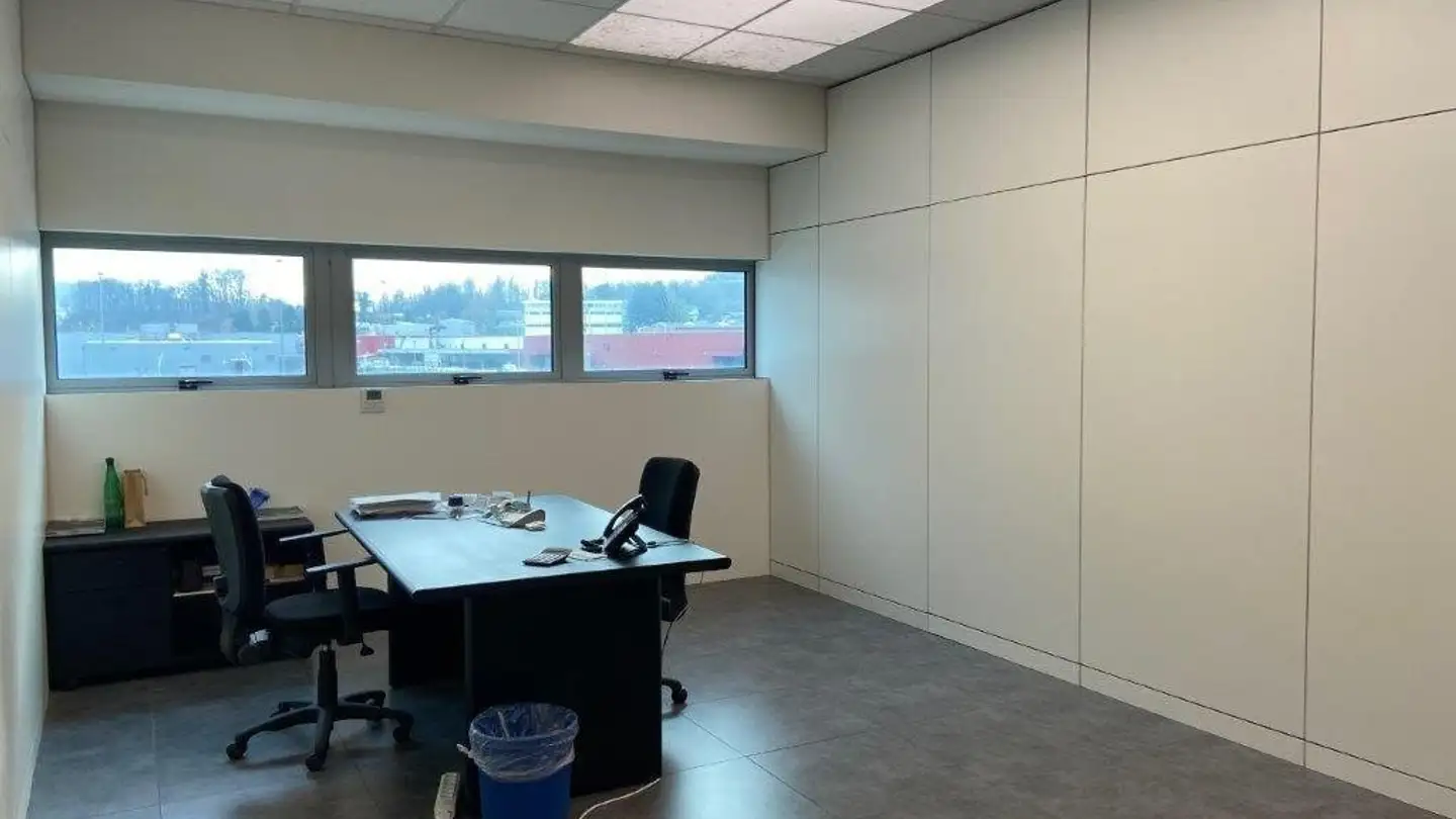 Spazio ufficio in affitto - Via Industria, 6826 Riva San Vitale - Foto 3