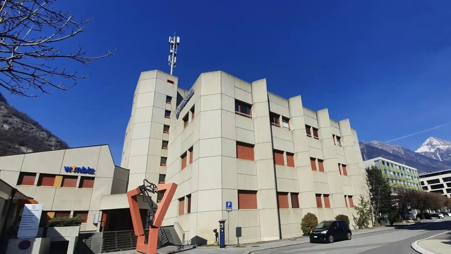 Commercial for rent - Rue Des Prés-De-La-Scie 7, 1920 Martigny