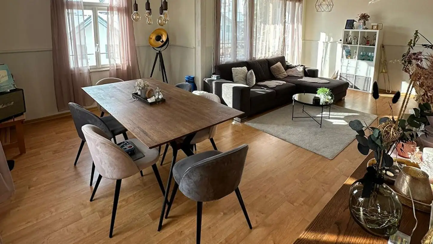 Wohnung mieten - Rigistrasse 15, 6353 Weggis