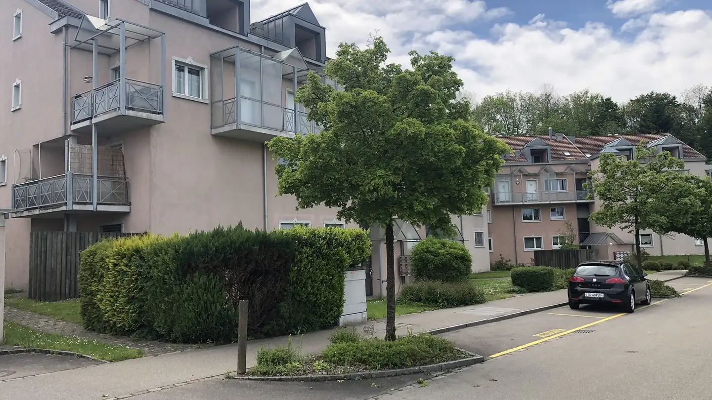 Place de parking couverte à louer - Pflanzschulweg 1, 8500 Frauenfeld