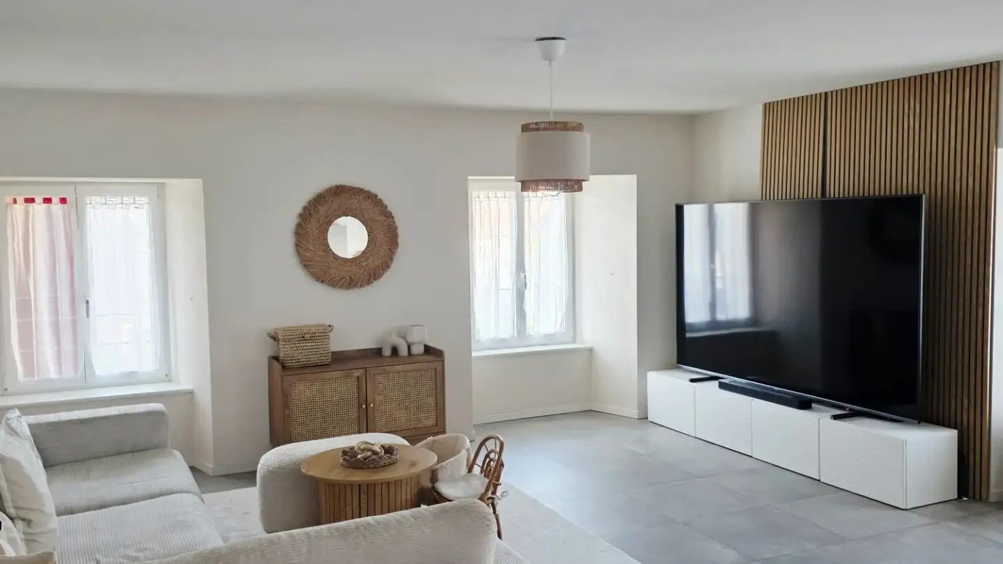 Wohnung mieten - Routes Des Vieux-Prés, 2054 Chézard-St-Martin