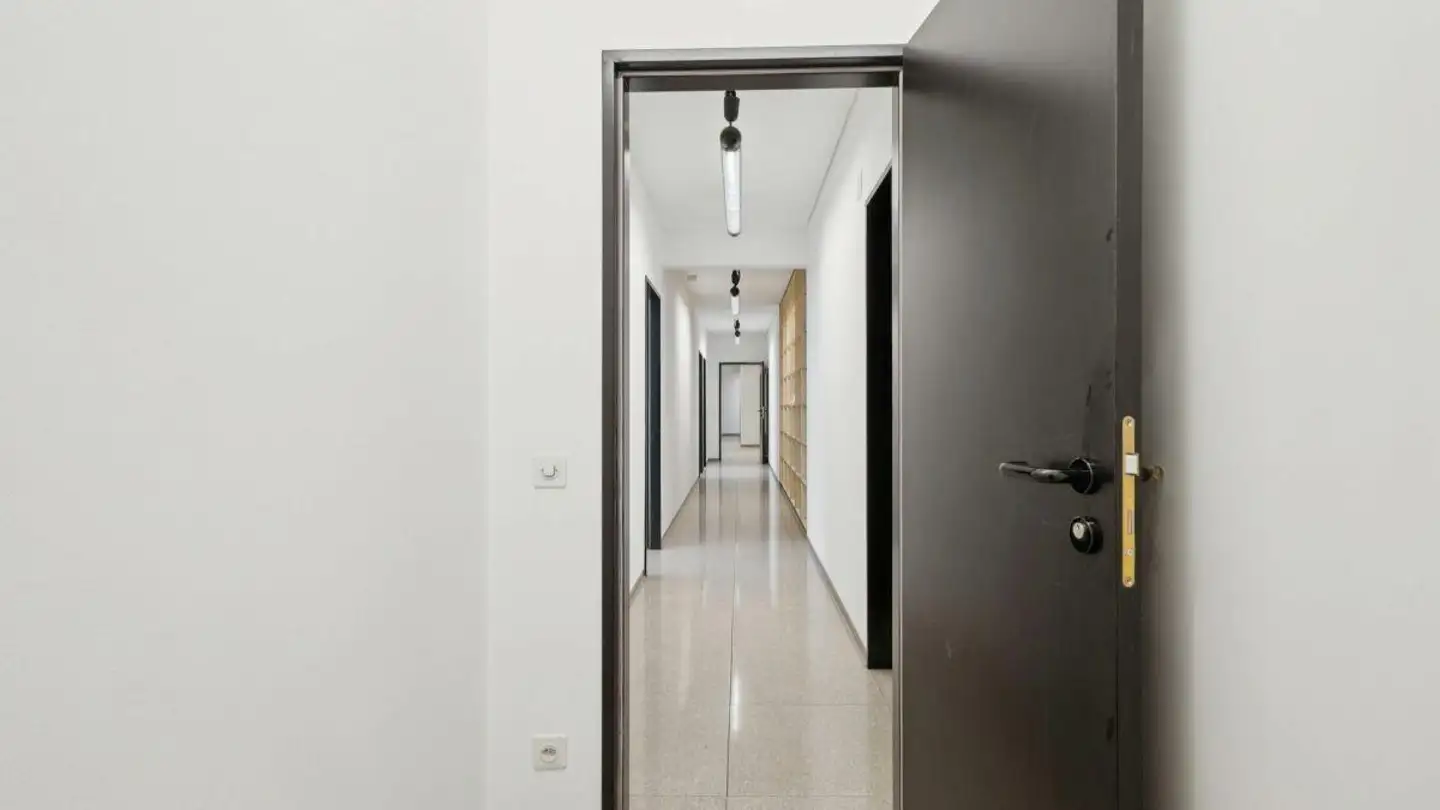 Spazio ufficio in affitto - Corso San Gottardo 25, 6830 Chiasso - Foto 2
