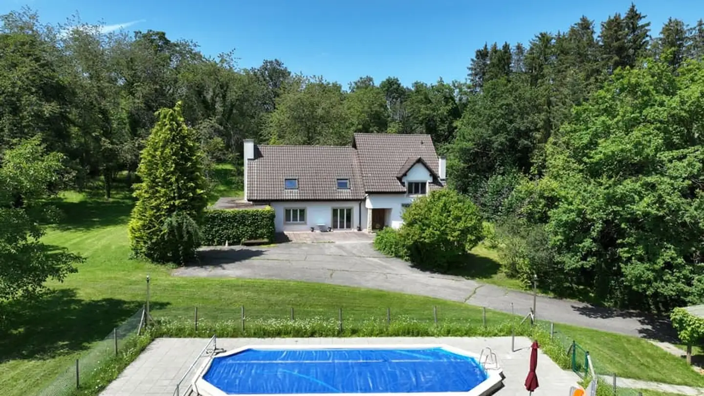 Single house for sale - 2916 Fahy