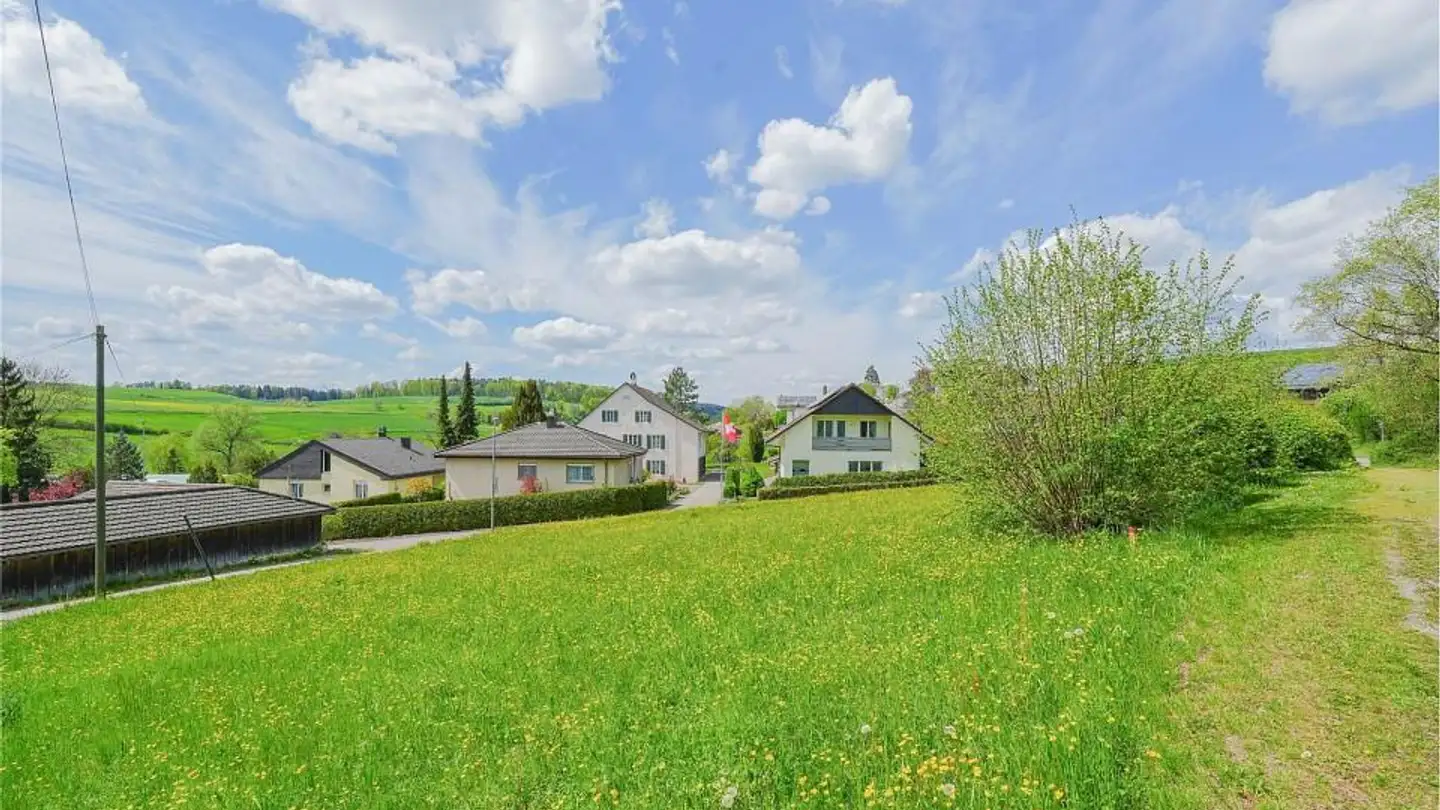 Constructible plot for sale - 5076 Bözen