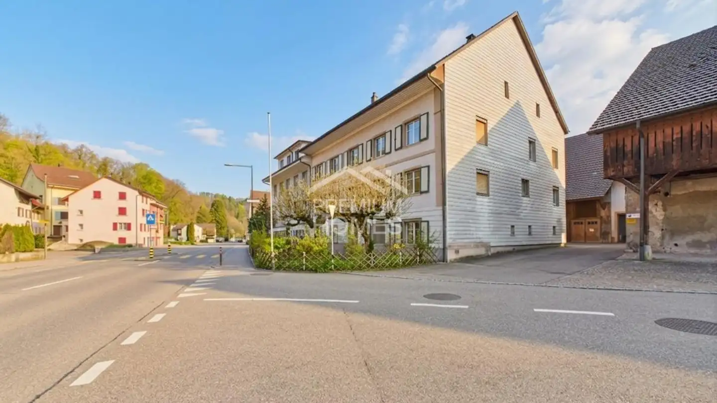 Immeuble résidentiel à vendre - 4446 Buckten