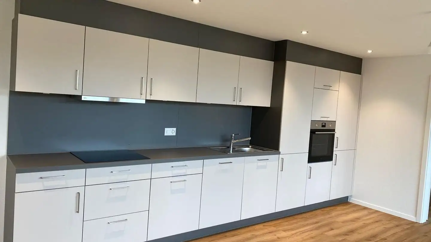 Dachgeschosswohnung mieten - Dornhaldestrasse 35, 3627 Heimberg - Foto 3