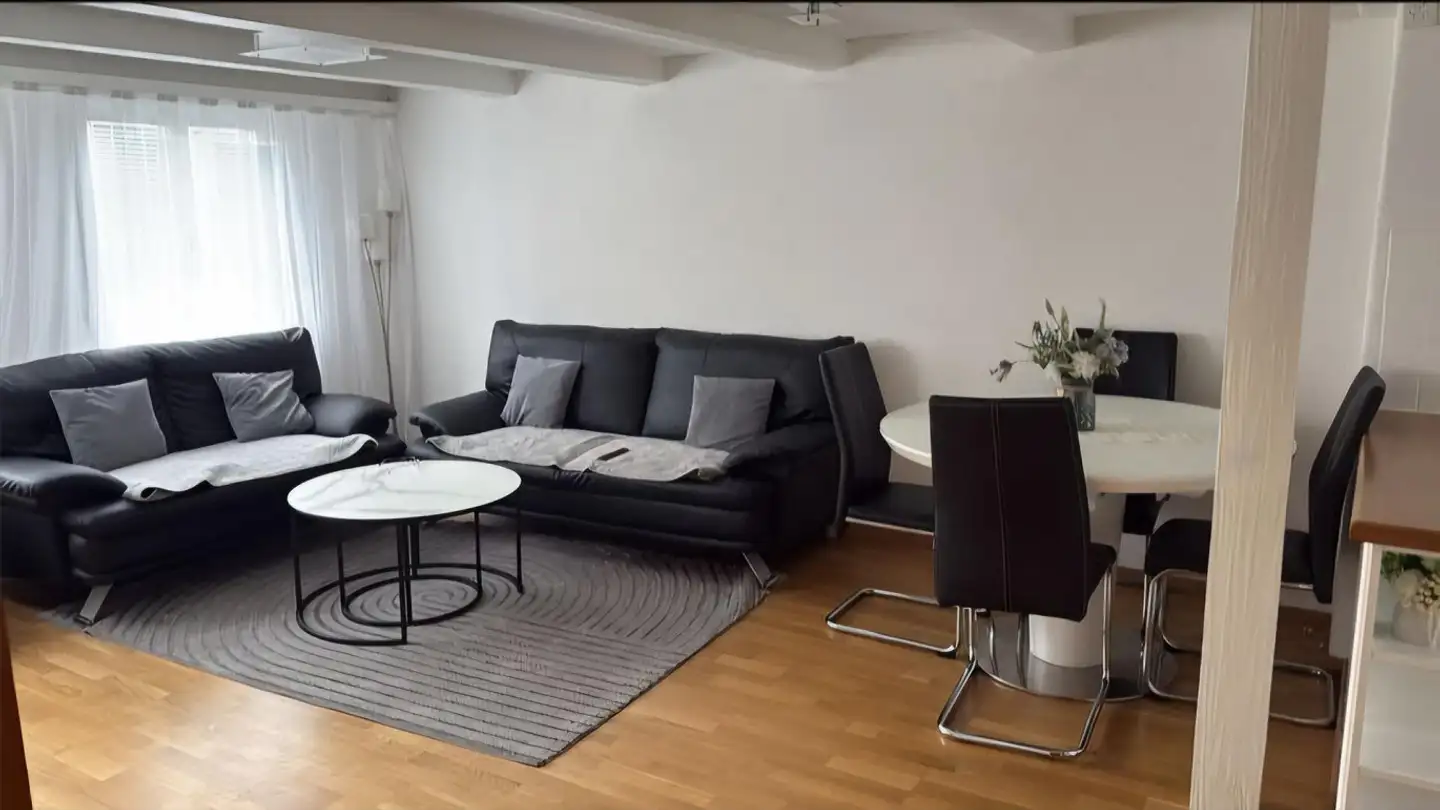Single house for rent - Schulhausstrasse 10, 9476 Weite - Photo 3