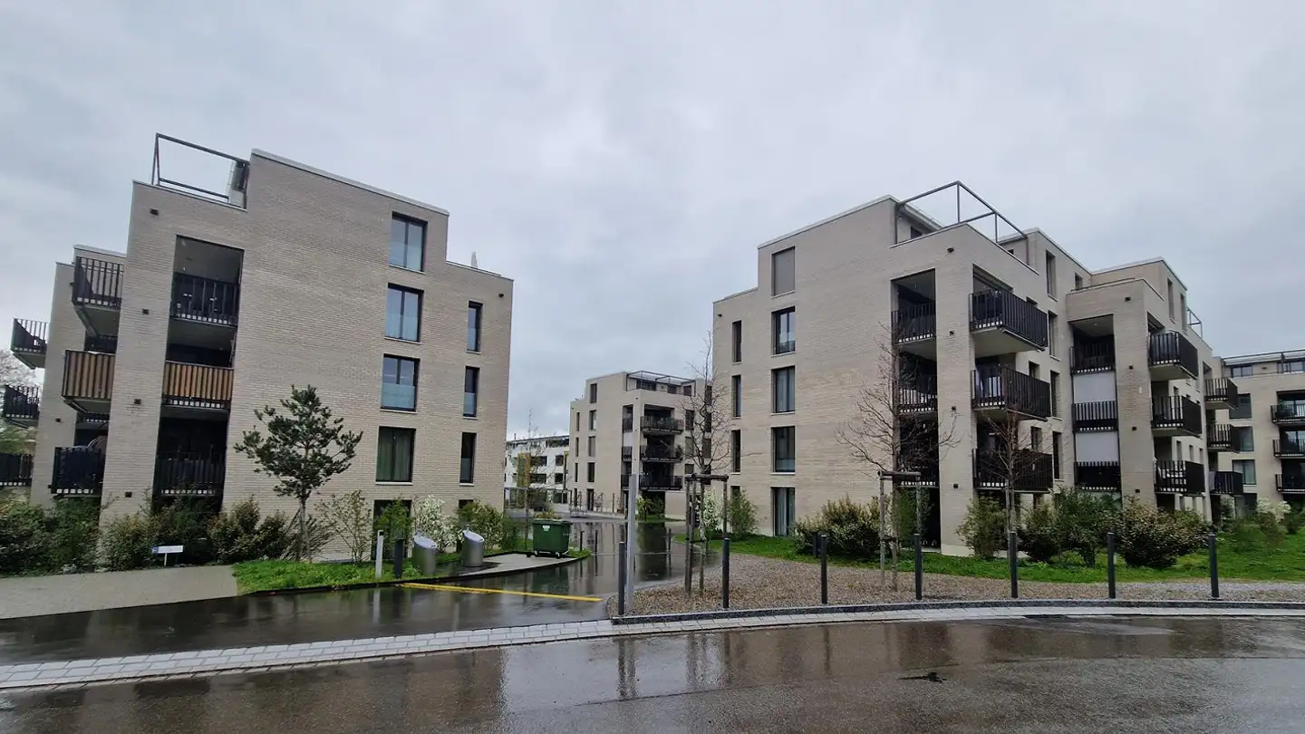 Outdoor parking space for rent - Haldenstrasse 1, 8610 Uster