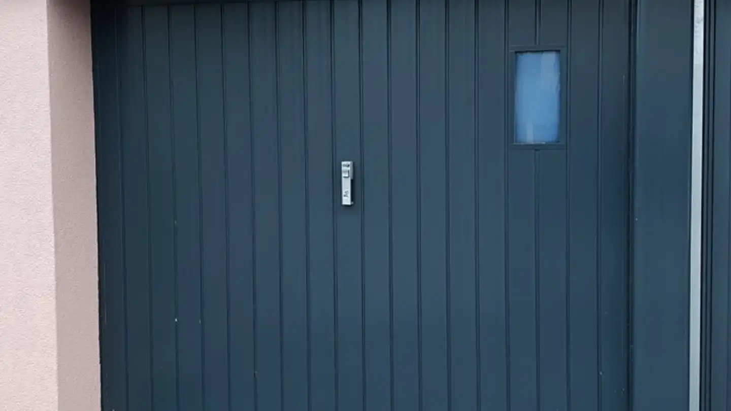 Garage individuel à louer - Roosweidstrasse 4, 8832 Wollerau