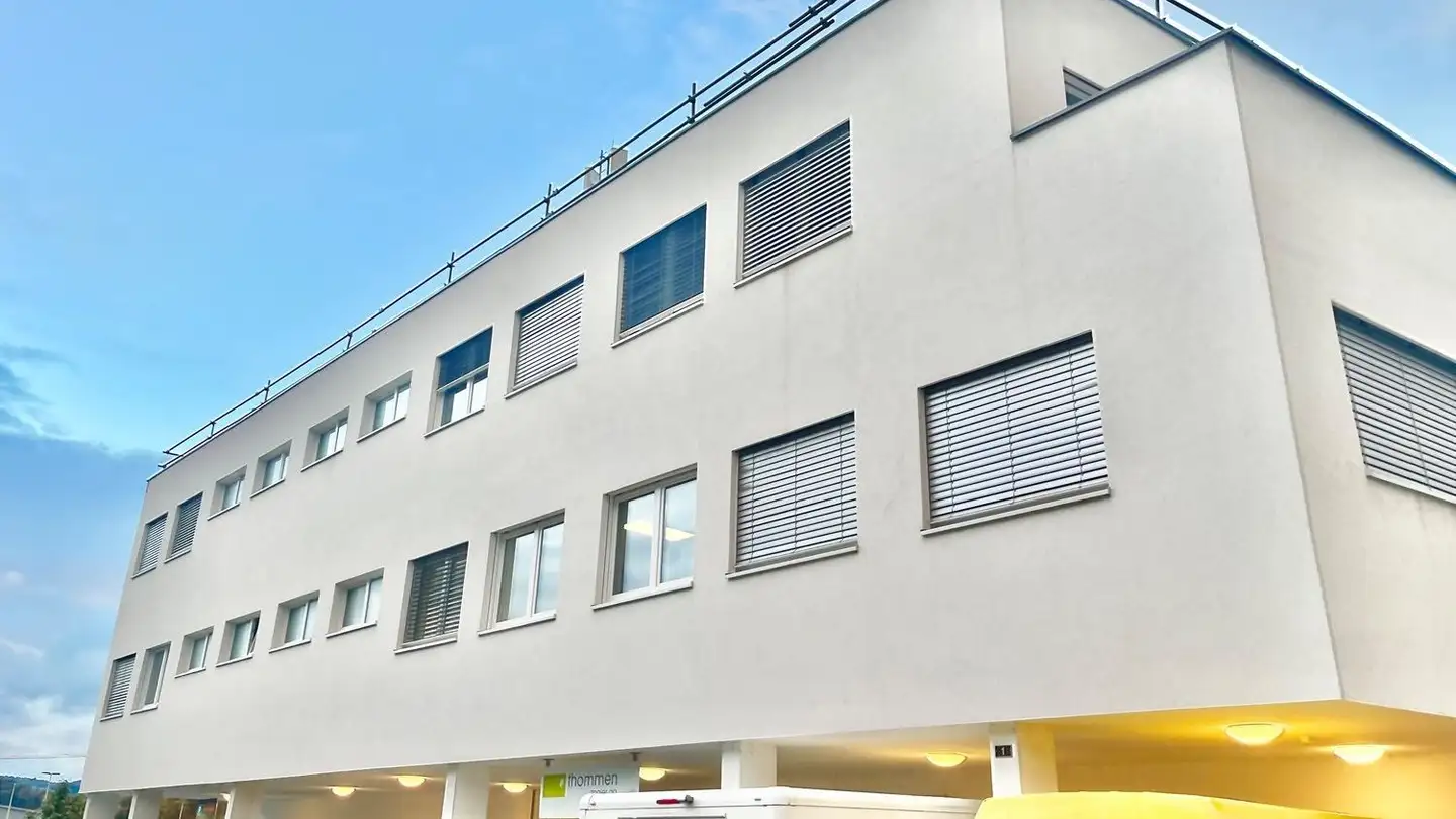 Grande magazzino in affitto - Ringstrasse 1, 4415 Lausen - Photo 2