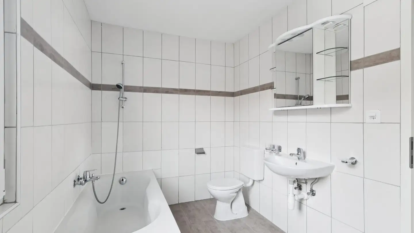 Wohnung mieten - Place De La Gare 7, 2735 Malleray - Foto 2