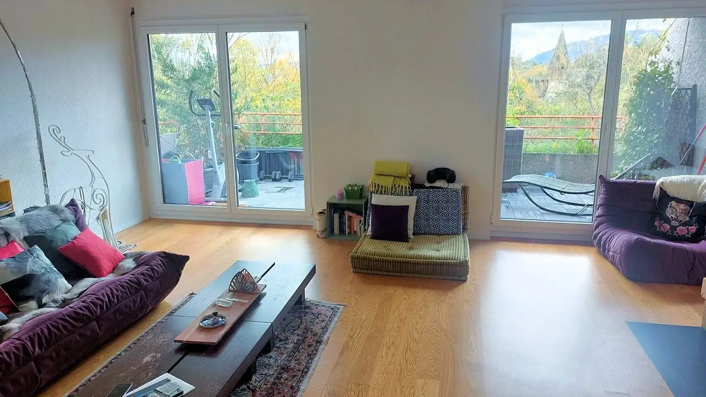 Attique à louer - 1242 Satigny