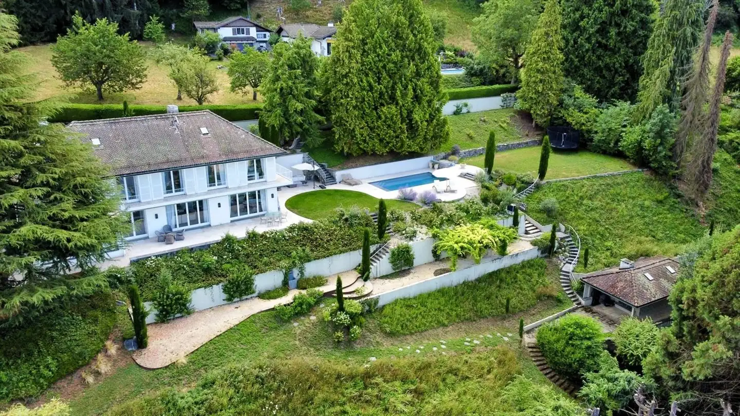 Villa in vendita - 1832 Chamby