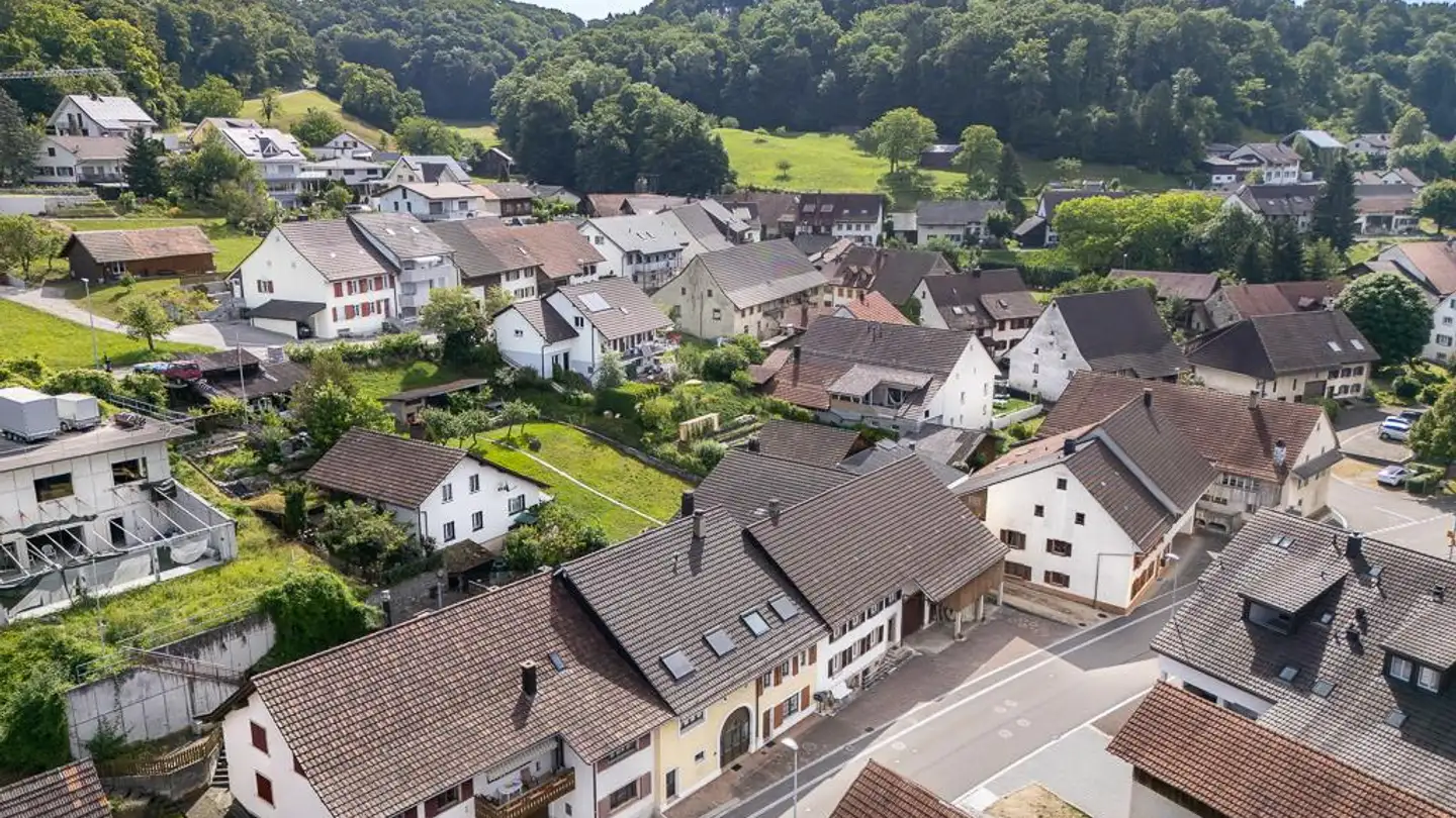 Edificio ad uso misto in vendita - Hauptstrasse 41, 4316 Hellikon - Photo 2