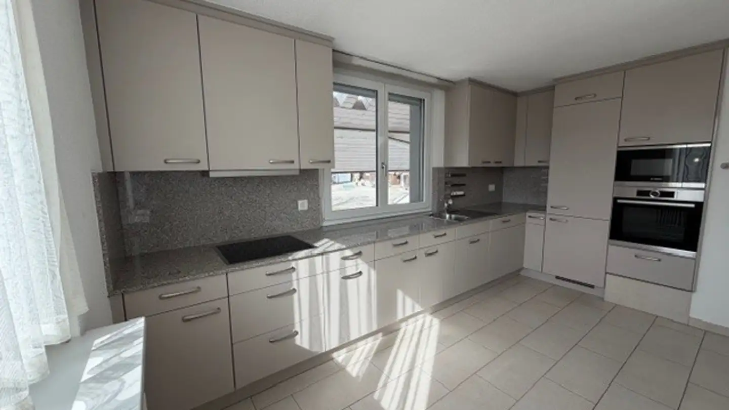 Appartement à louer - Hanflandstrasse 13, 8617 Mönchaltorf