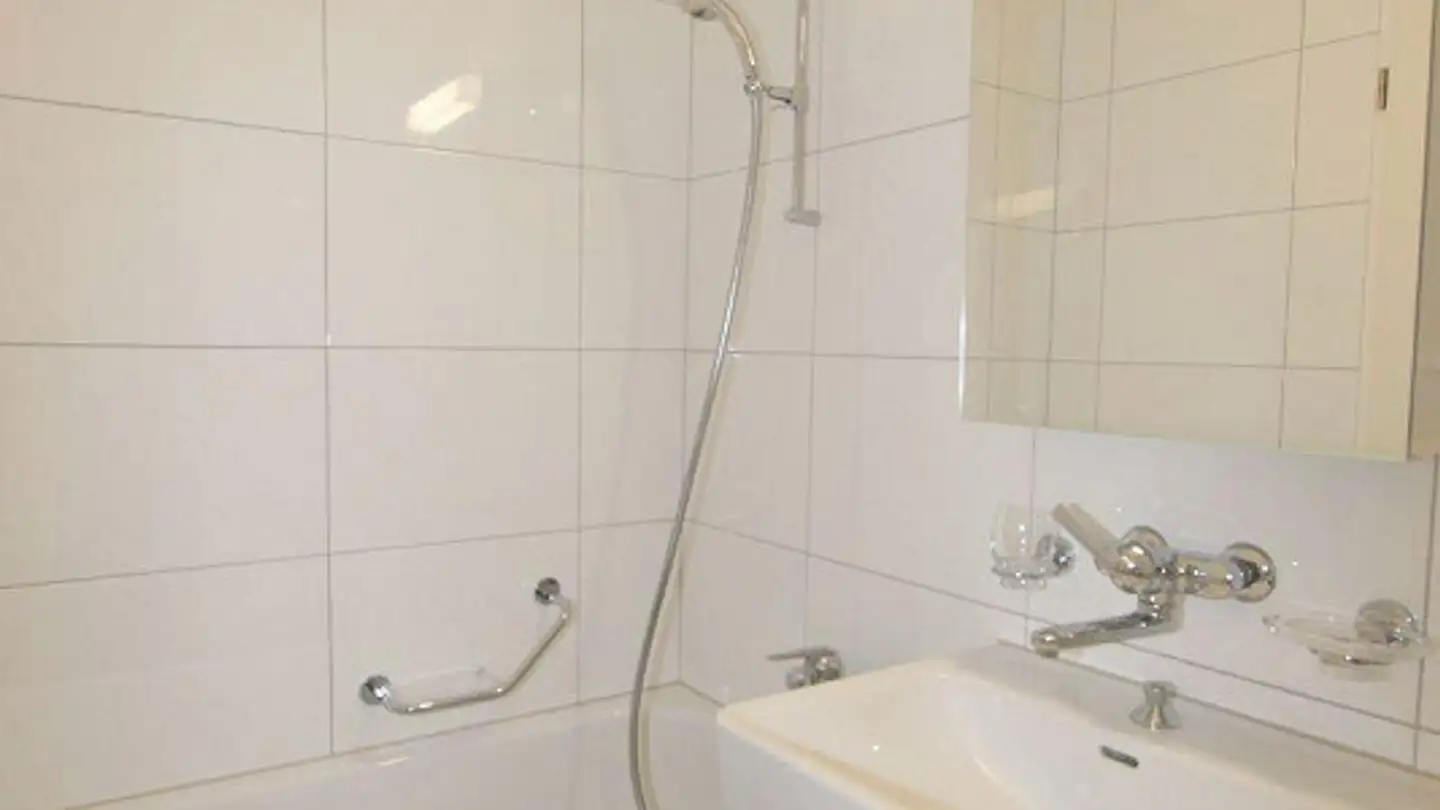 Wohnung mieten - Rainackerstrasse 4, 8953 Dietikon - Foto 3