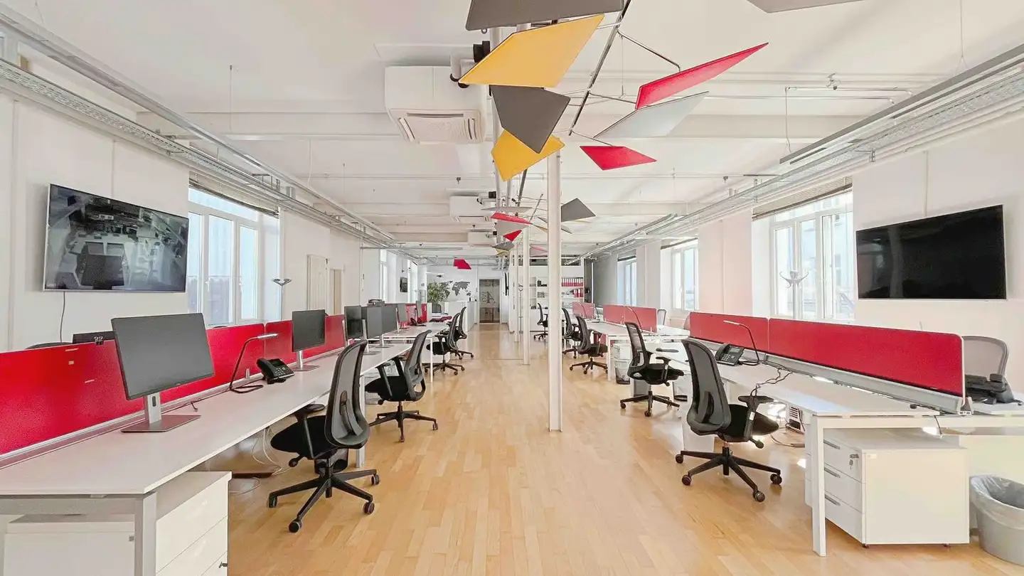 Office space for rent - Via Giuseppe Corti, 6828 Balerna