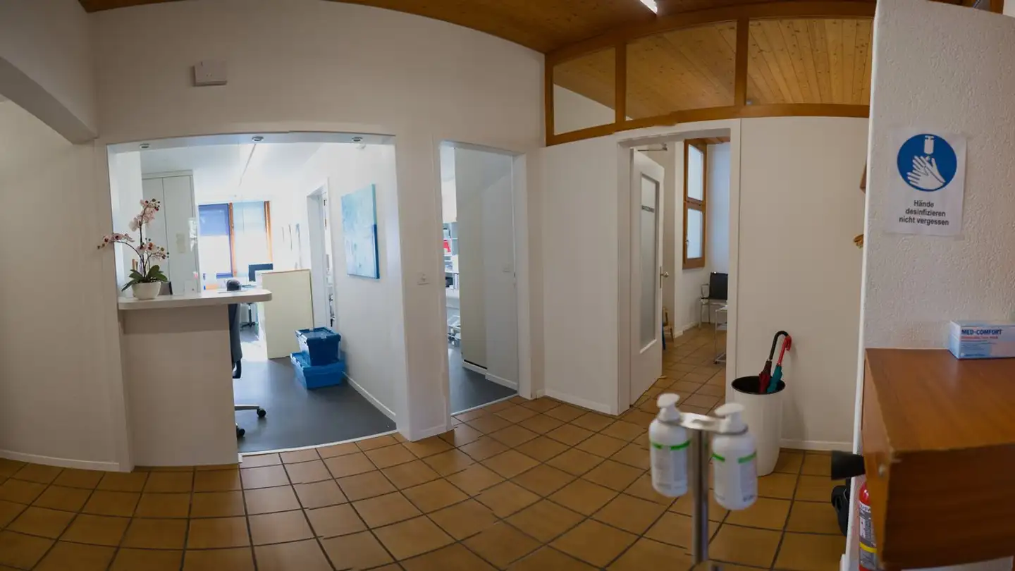 Studio medico in affitto - Mühleackerstrasse, 4543 Deitingen - Photo 2