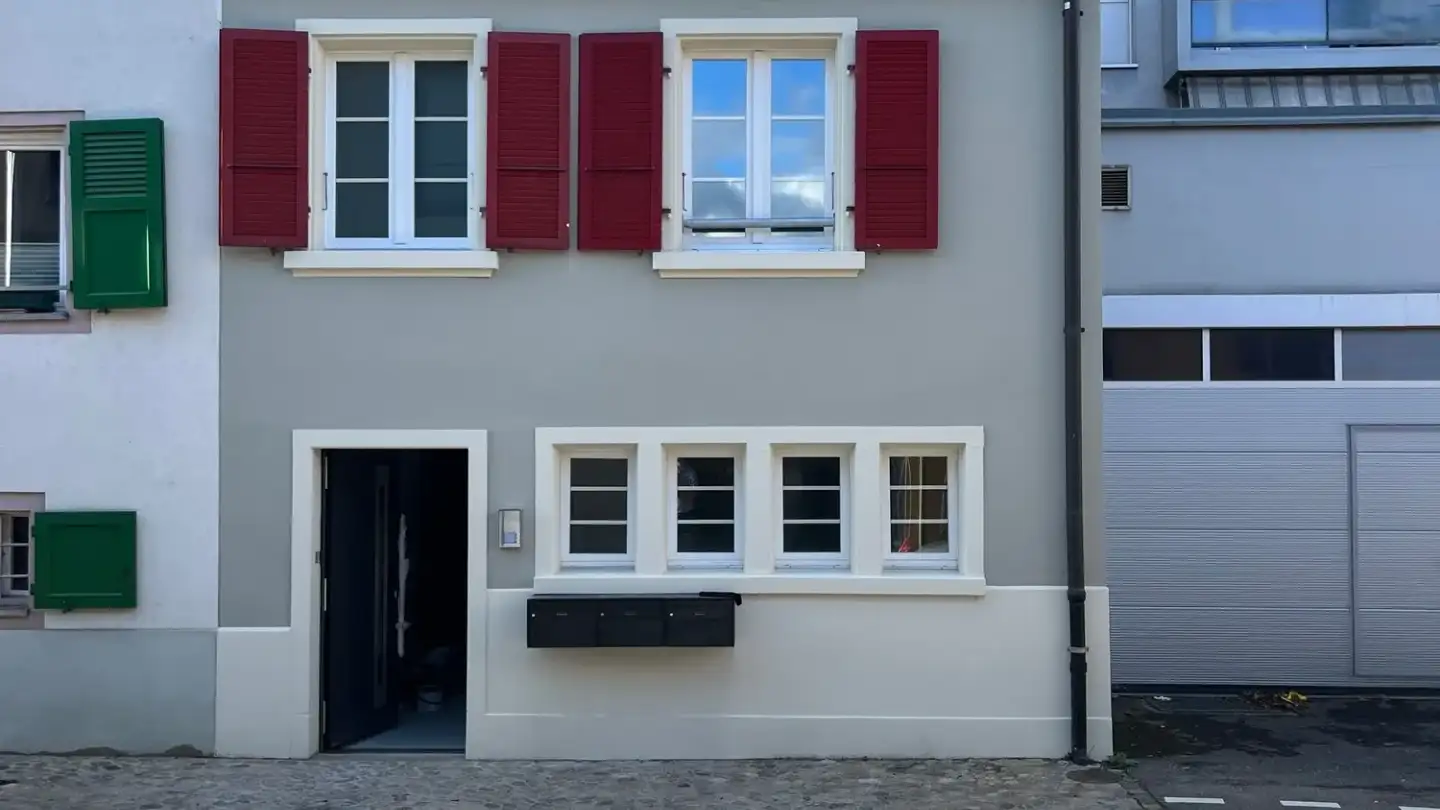 Residential building for sale - Bruderholzstrasse 8, 4103 Bottmingen