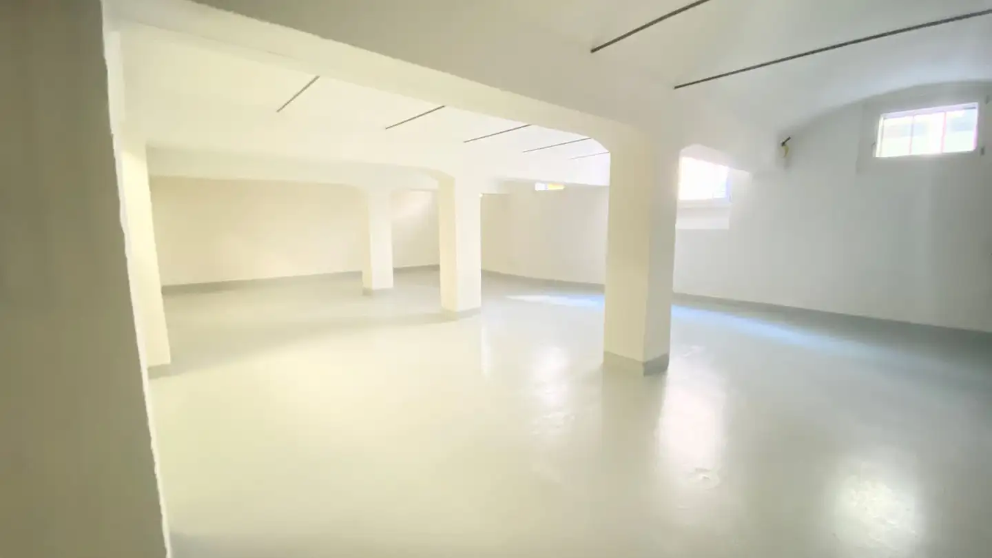 Espace de stockage à louer - Kontrollstrasse 24, 2503 Biel/Bienne