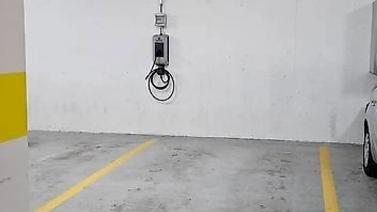 Single garage for rent - 8932 Mettmenstetten