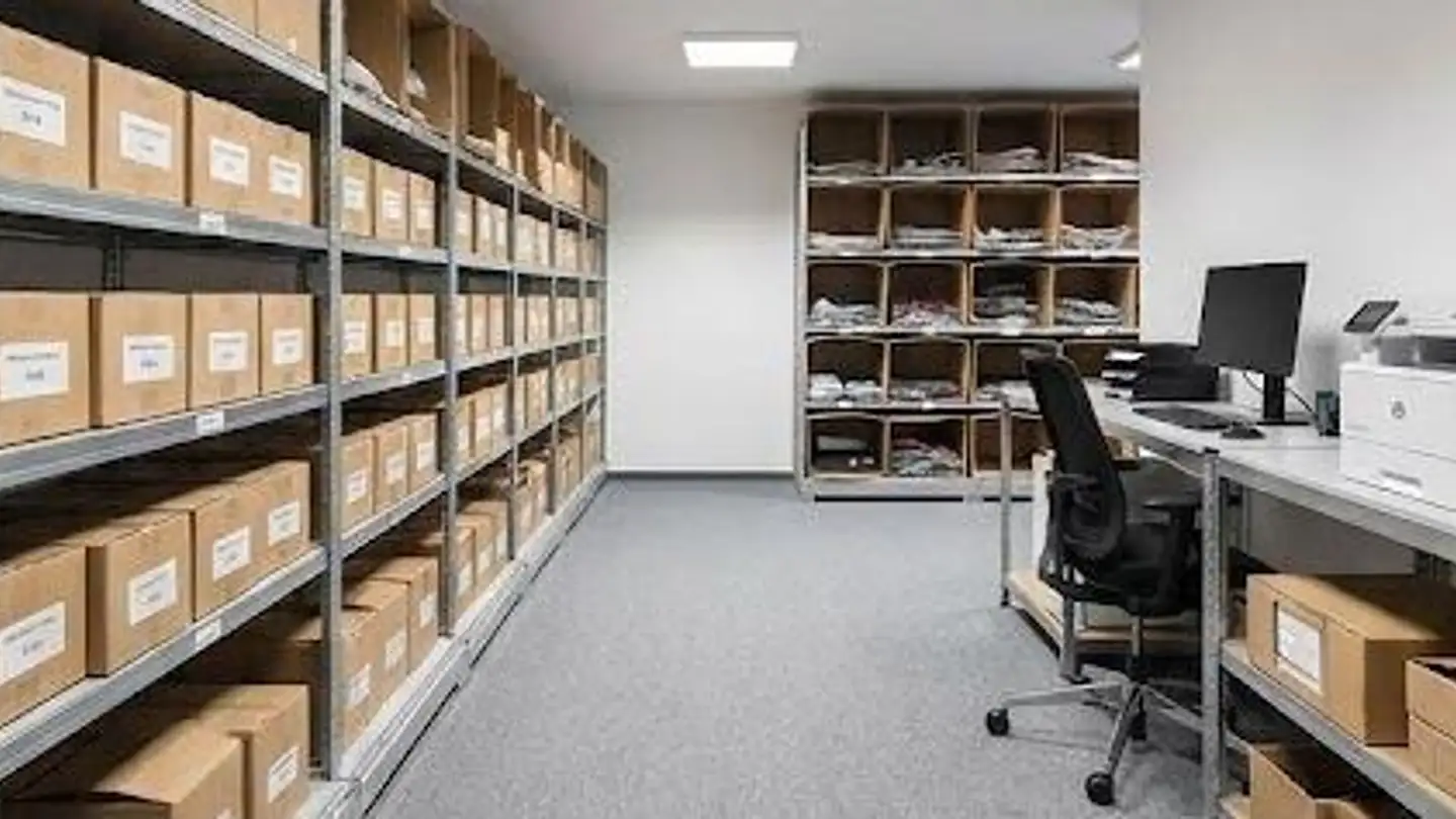 Gewerbe mieten - Dorfstrasse 6c, 8484 Weisslingen - Foto 2