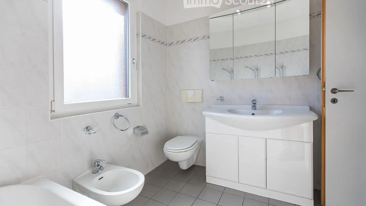 Apartment for rent - Via Cantonale 35c, 6928 Manno - Photo 2