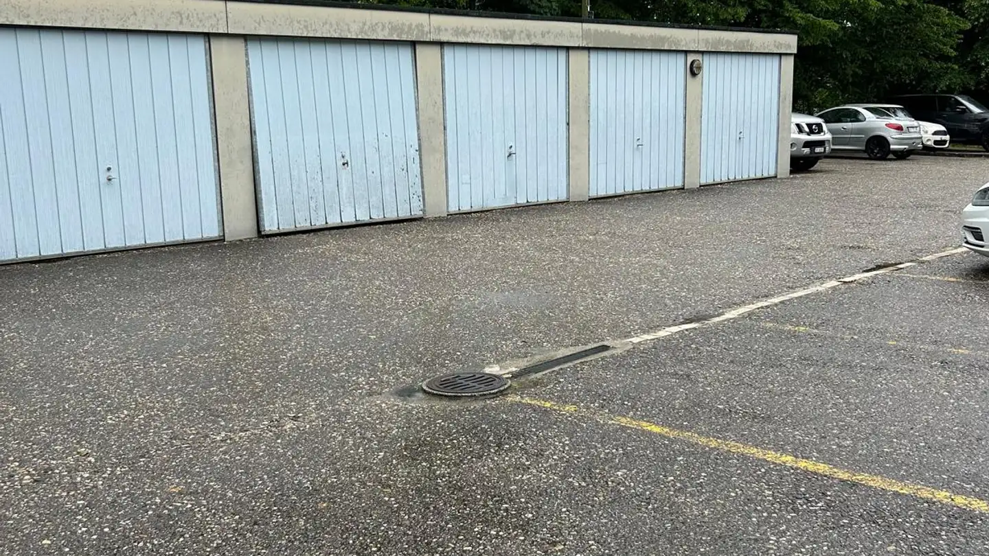 Single garage for rent - Birkenweg 6, 4632 Trimbach