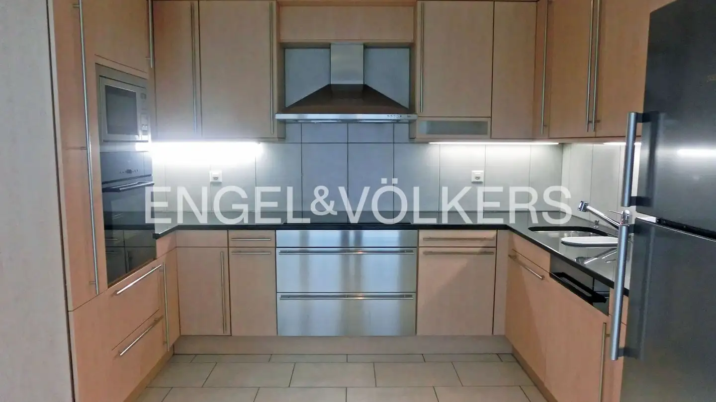 Attic flat for rent - 3930 Visp - Photo 2