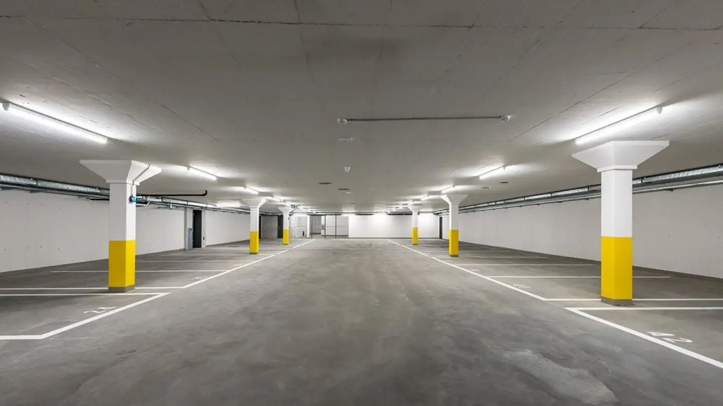 Place de parking intérieure pour moto à louer - Letzigraben, 8047 Zürich