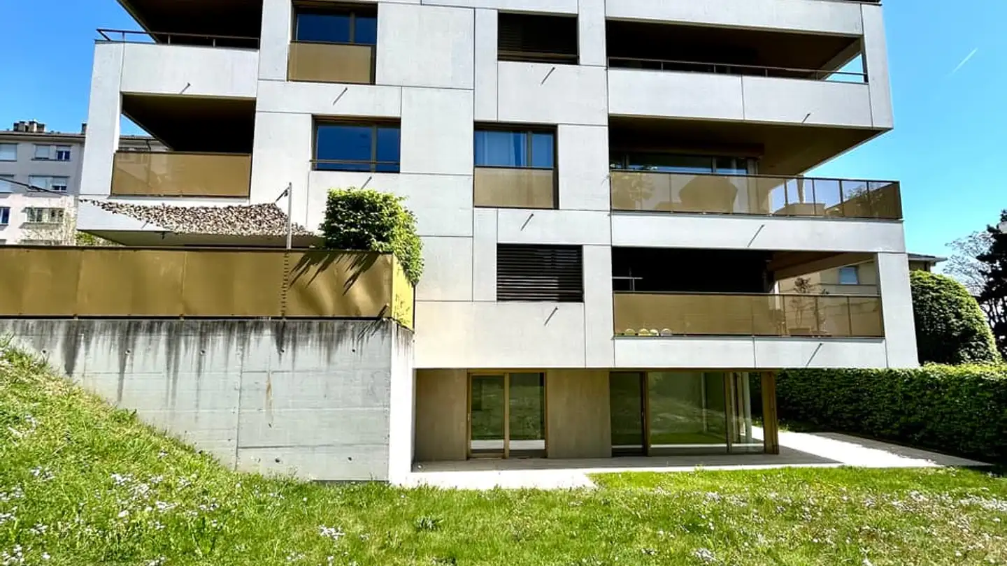 Single garage for rent - Avenue De Cour 83, 1007 Lausanne