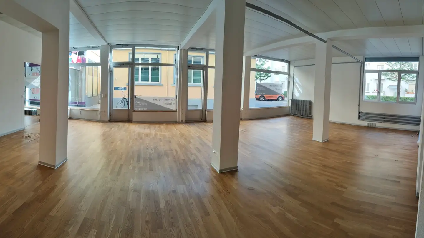 Commerciale in affitto - Rue De La Gare / Bahnhofstrasse 6, 2502 Biel/Bienne - Photo 3