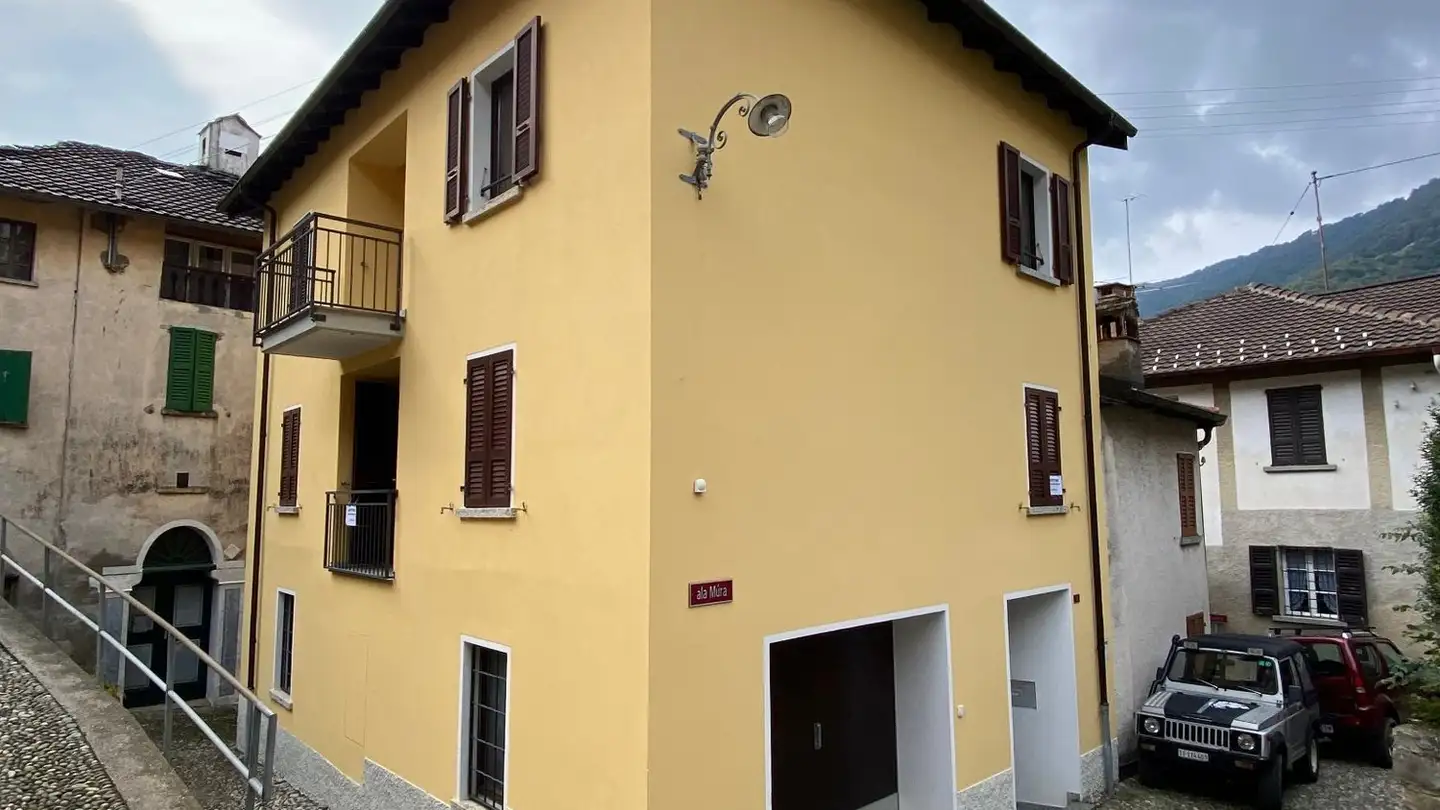 Single house for rent - 6837 Bruzella