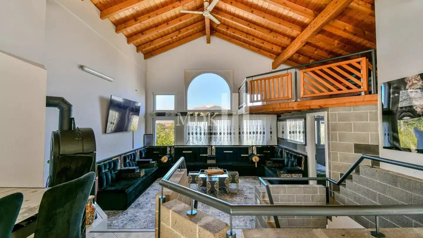 Maison troglodyte à louer - 1871 Choëx