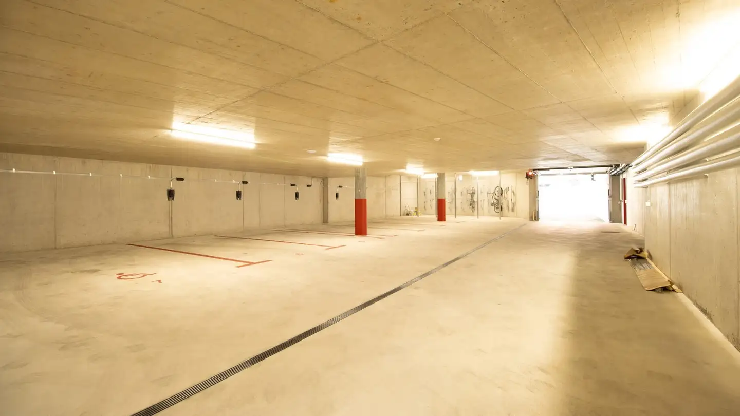 Garage individuel à louer - 8050 Zürich - Photo 3