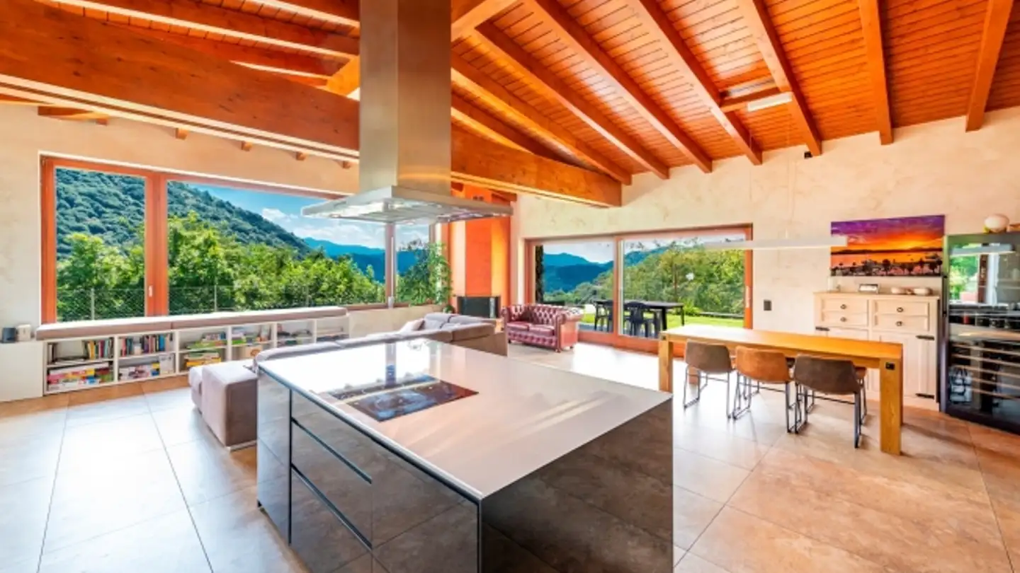 Casa singola in vendita - Via Camana 17, 6986 Curio - Photo 4