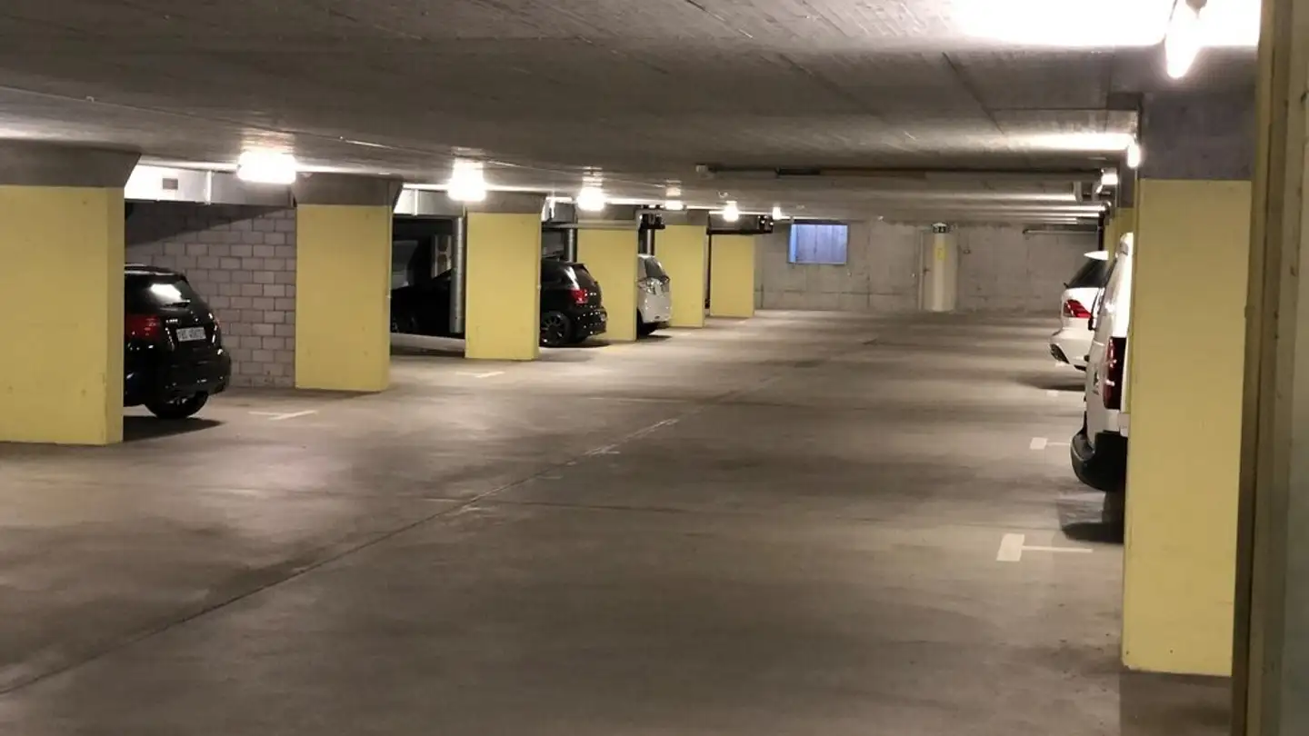 Parcheggio sotterraneo in affitto - St. Jakob-Strasse 41, 4132 Muttenz - Photo 2