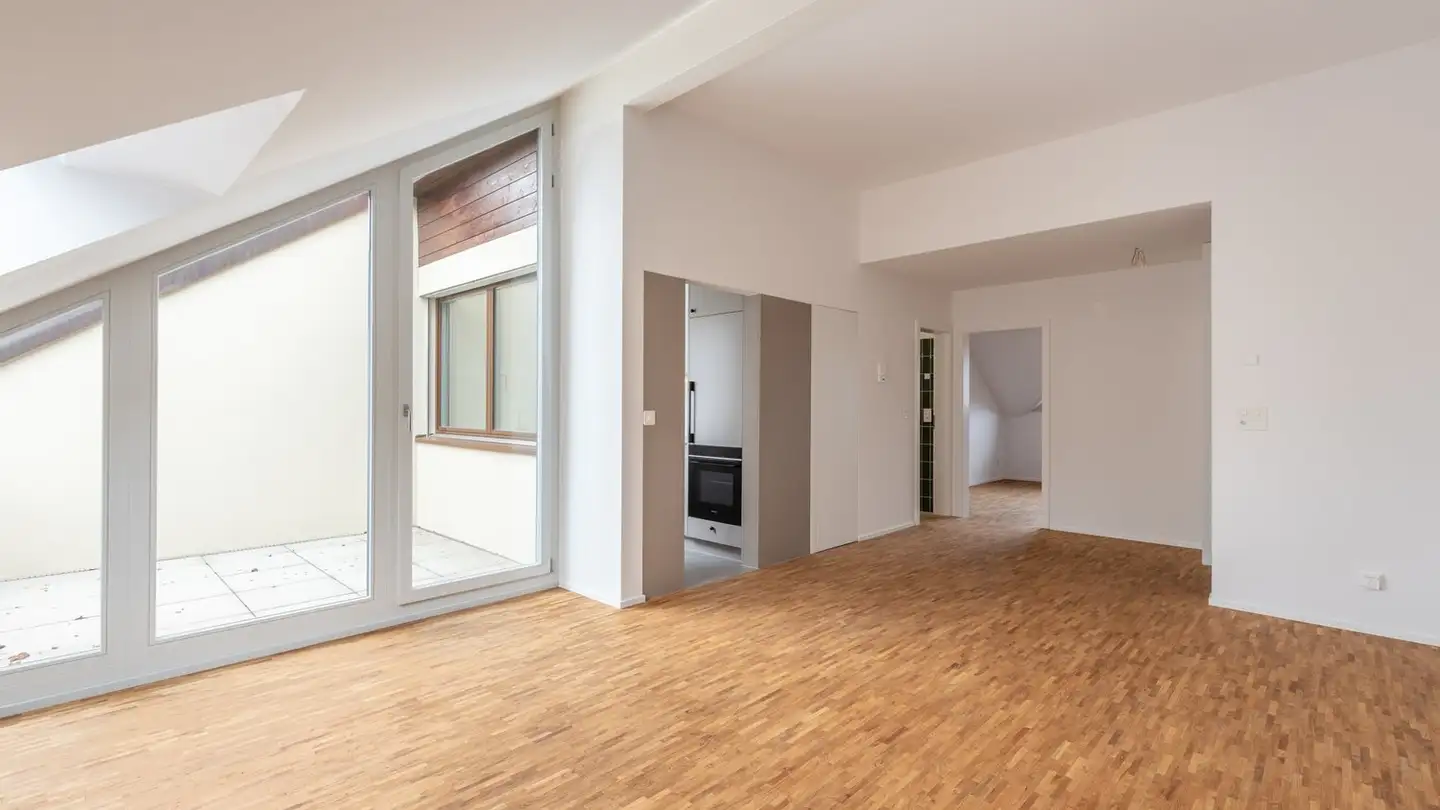 Attique à louer - Chemin De L'évêché / Bischofkänelweg 7, 2504 Biel/Bienne - Photo 3