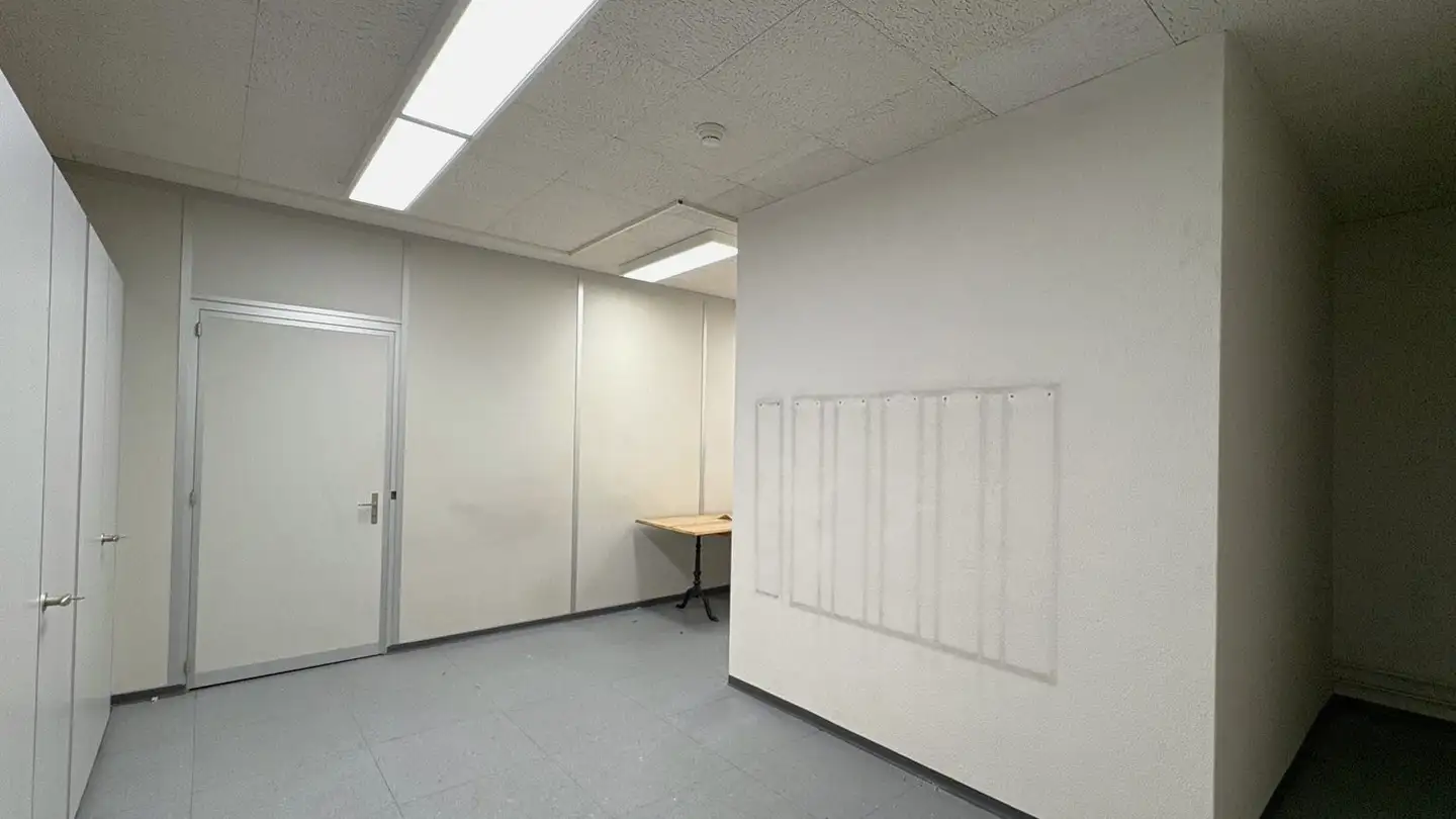 Espace de stockage à louer - Rudolf-Maag-Strasse 5, 8157 Dielsdorf - Photo 2