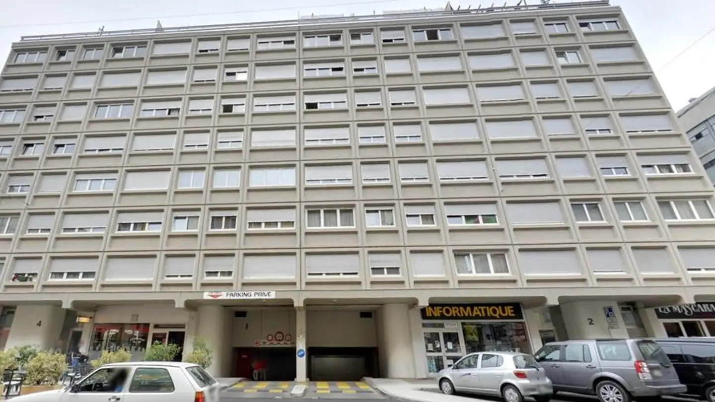 Place de parking souterraine à louer - Rue des Rois 2, 1204 Genève